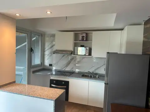 Departamento en Alquiler con 1 cocheras