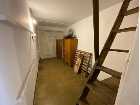 Casa en Alquiler con 1 cochera
