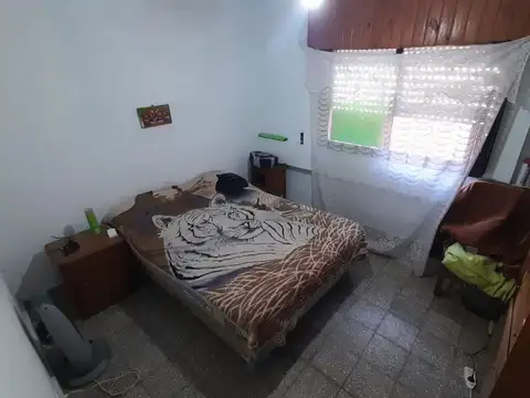 Casa 2 ambientes con 1 baño