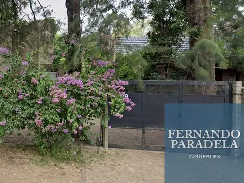 Casa en venta de 3 dormitorios c/ cochera en Villa Gobernador Udaondo