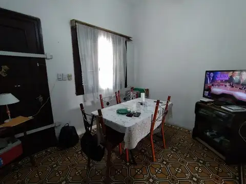 Manuel A. Fresco 700