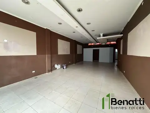 EXCELENTE INMUEBLE (VIVIENDA, LOCAL COMERCIAL Y OFICINAS)