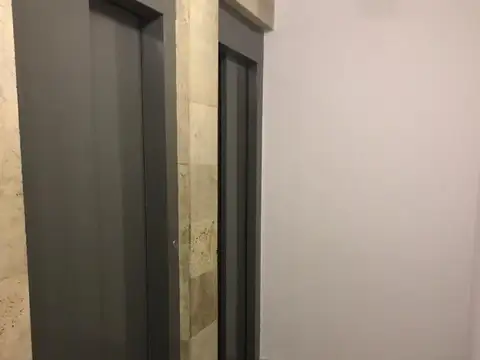 GARCIA SILVA nº 447 8º A E/ BOATTI Y YATAY