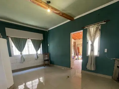 CASA  RECICLADA SOBRE LOTE DE 250 M2 EN HAEDO