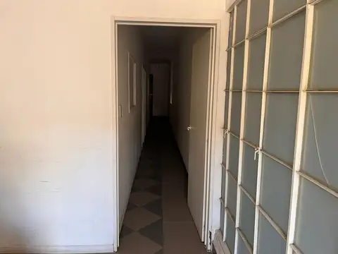 Oficina 3 ambientes con 3 baños