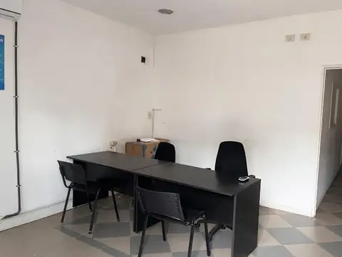 Oficina en Alquiler en Posadas, $ 750.000