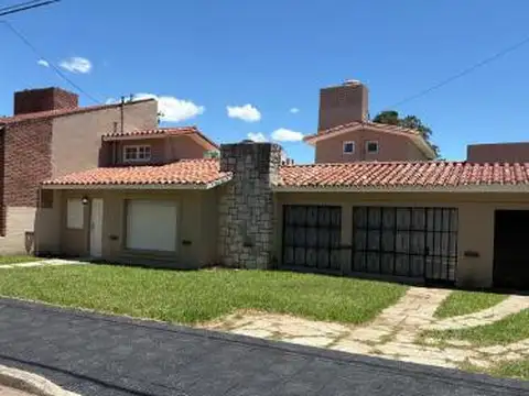 Nicolas Berrotaran y Nicanor Carranza