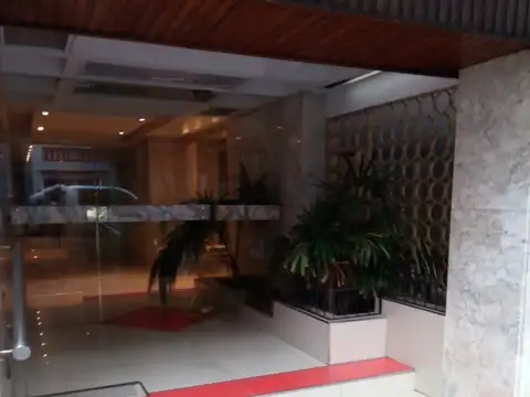 Excelente Semipiso de 3 Ambientes con Baulera en Ubicación Estratégica