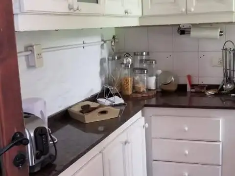 Depto Tipo Casa en Alquiler 100 años