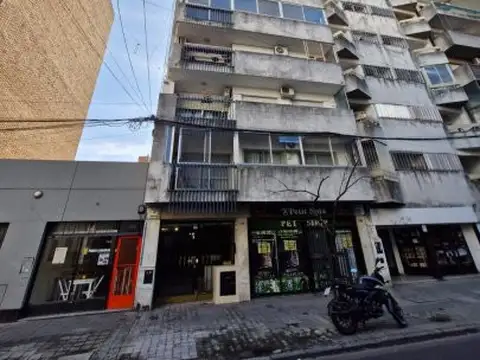 San Luis al 700 (Semipiso al frente C/Balcón y Cochera)