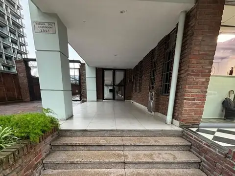 Departamento con vista al río. monoambiente en edificio Torre. Olivos