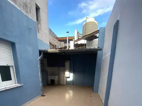 Venta de Ph de 3 ambientes con patio en Villa Lugano