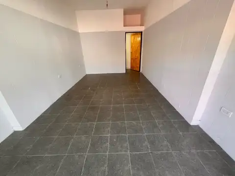 Local en Alquiler en Moreno, $ 600.000