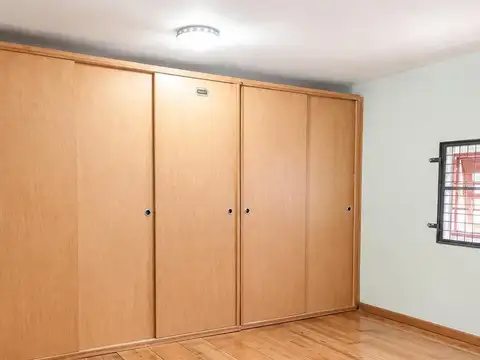 Depto Tipo Casa en Venta en Almagro, USD 45.000