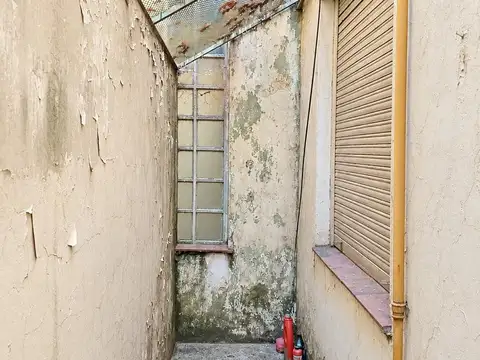 Depto Tipo Casa en Venta 50 años
