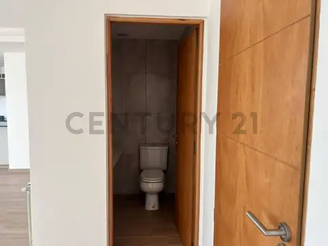 Calle 12 entre 43 y 44 , Piso 10