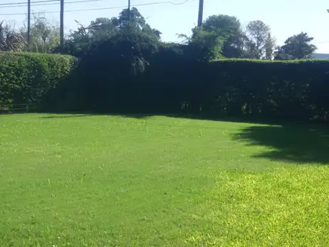 Terreno en Venta en Celedonio Escalada, USD 125.000