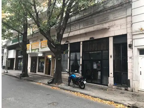 ALQUILO LOCAL EN SAN MARTIN AL 1400