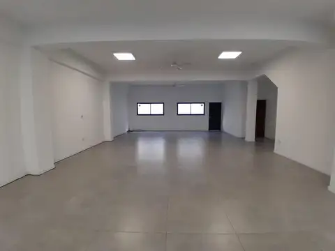 Local en Alquiler en Barrio España y Hospitales, $ 1.100.000