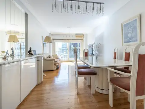 Departamento 4 ambientes con pileta en Parque Chacabuco