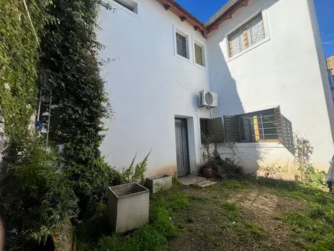 Depto Tipo Casa en Venta de 4 dormitorios