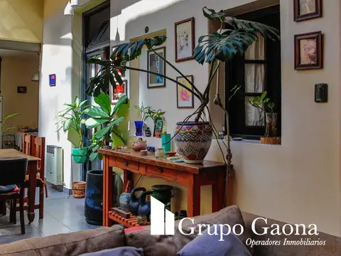 Mercedes 963 - PH 3 Ambientes con Dependencia y Terraza - Reciclado a Nuevo