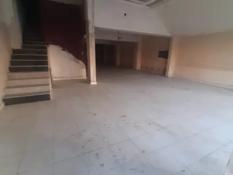 Local en Venta 40 años