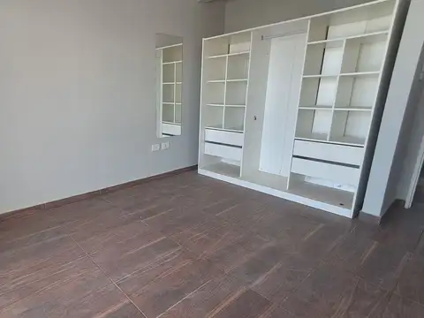 Departamento en Alquiler en Lanus Oeste, $ 650.000