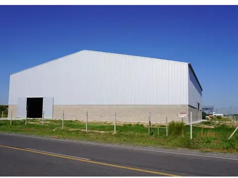 Galpon en Venta 45  mts Fondo