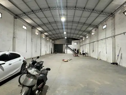 Galpon en Alquiler en Córdoba, $ 2.100.000
