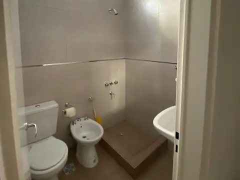 Depto Tipo Casa 2 ambientes con 1 baño