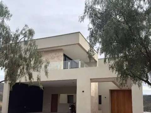 Casa en Alquiler en Chacras de Coria, Luján de Cuyo