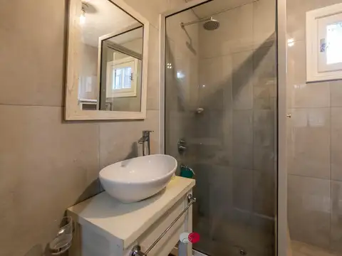 Casa 3 ambientes con 2 baños