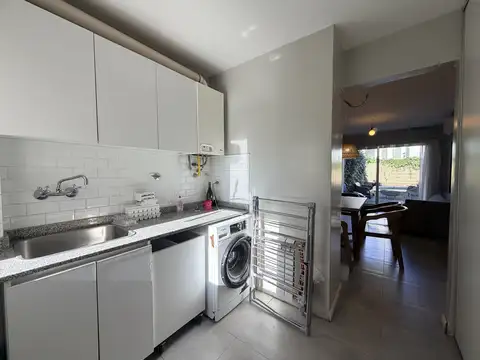 Lindisima casa en Beccar con 3 dormitorios, jardin y pileta
