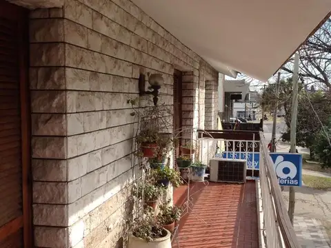 Casa en Parque Casado