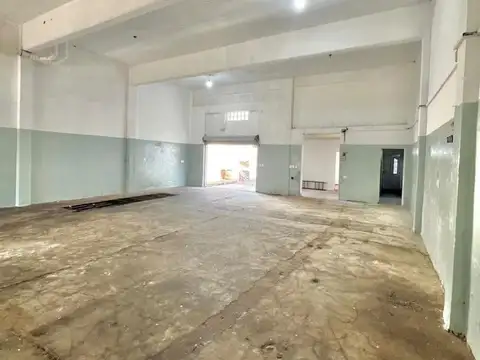 Local en Alquiler en Villa Santos Tesei, USD 1.400