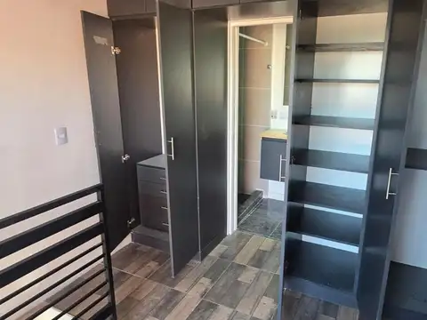Depto Tipo Casa 2 ambientes con 1 baño