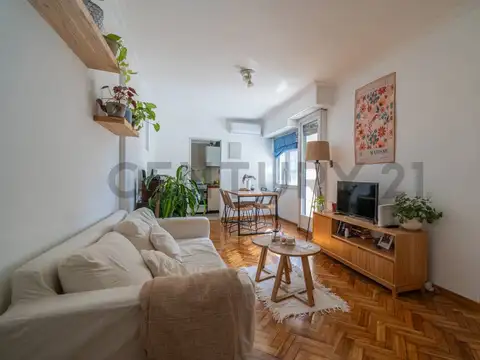 VENTA depto 2 amb con balcon - Recoleta