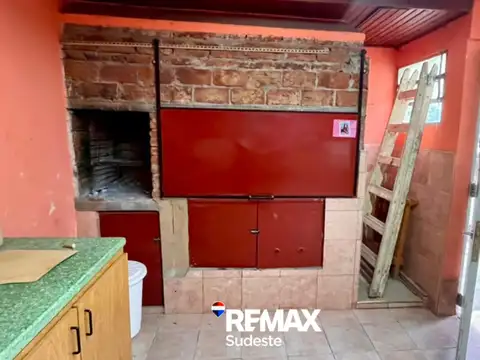 VENTA CASA+LOCAL INDEPENDIENTE + QUINCHO + GARAGE