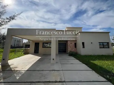 Casa en Venta 4 ambientes Solar de Álvarez