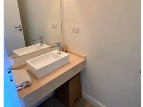 IMPECABLE DEPARTAMENTO 2 AMBIENTES / EXCELENTE UBICACION