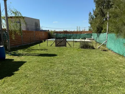 Casa 2 ambientes con 2 baños