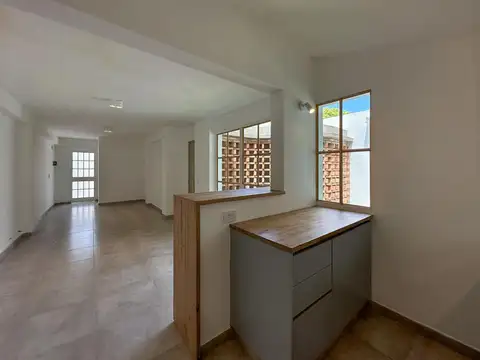 Casa en Venta en Arroyito, USD 105.000