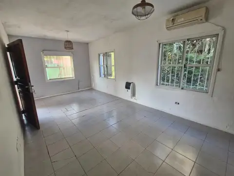 Casa en Alquiler en Tortuguitas, $ 800.000