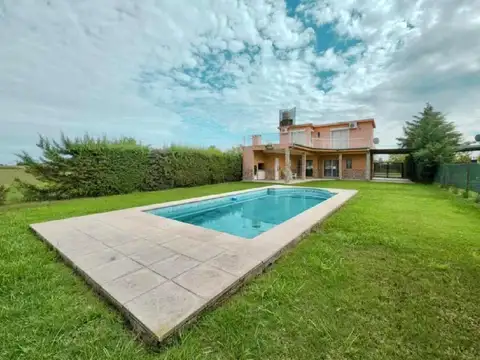 Casa en Alquiler en Punta Chacra, Roldan