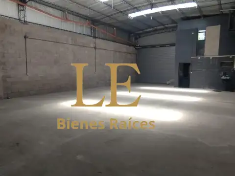 ALQUILER GALPON EN BENAVIDEZ