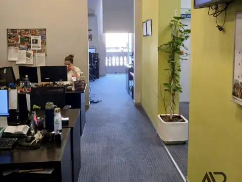 Local en Venta en Cordon , USD 290.000