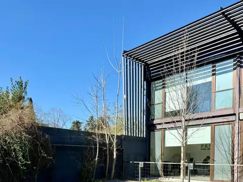 Cochera en venta en City Bell