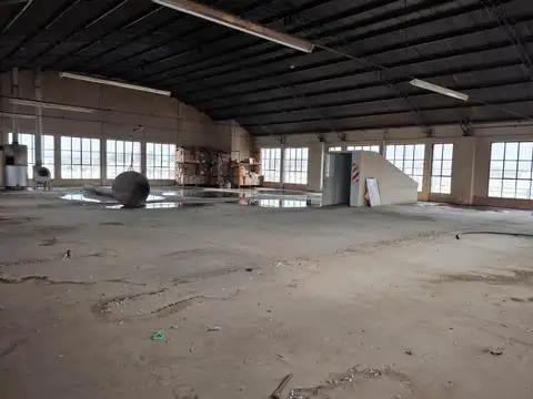 Local en Alquiler en Villa Del Río, $ 5.500.000