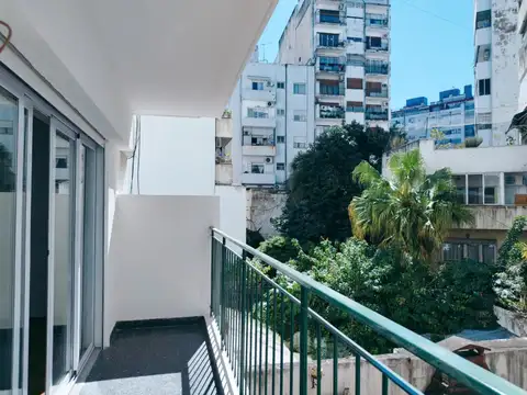 Departamento en Venta en Parque Centenario, USD 183.900